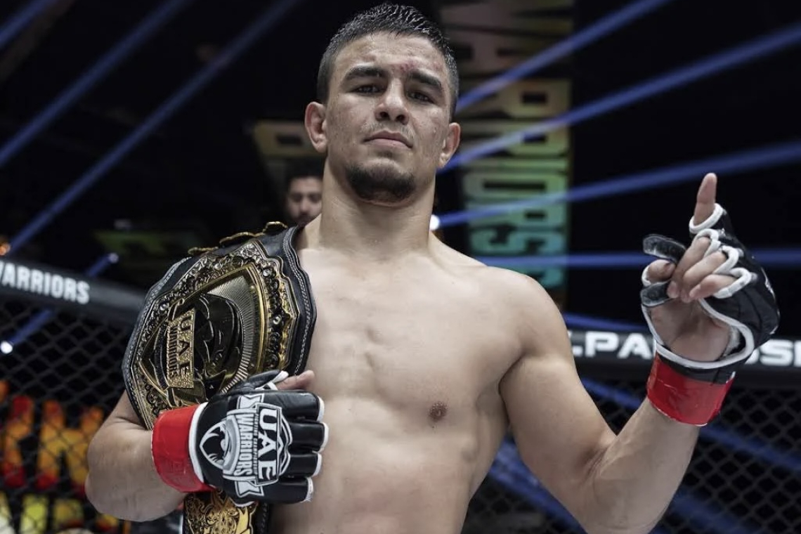 A UFC leigazolta Asaf Chopurovot!