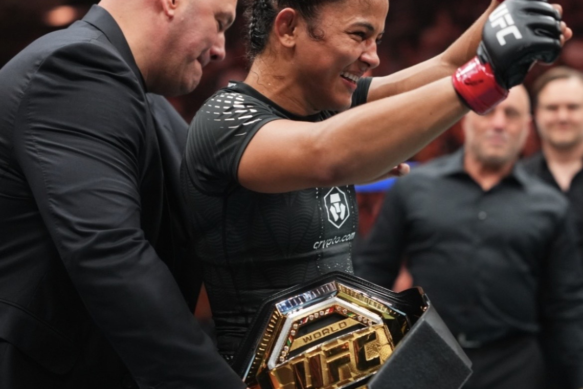 Natalia Silva az új női légsúlyú UFC-bajnok!